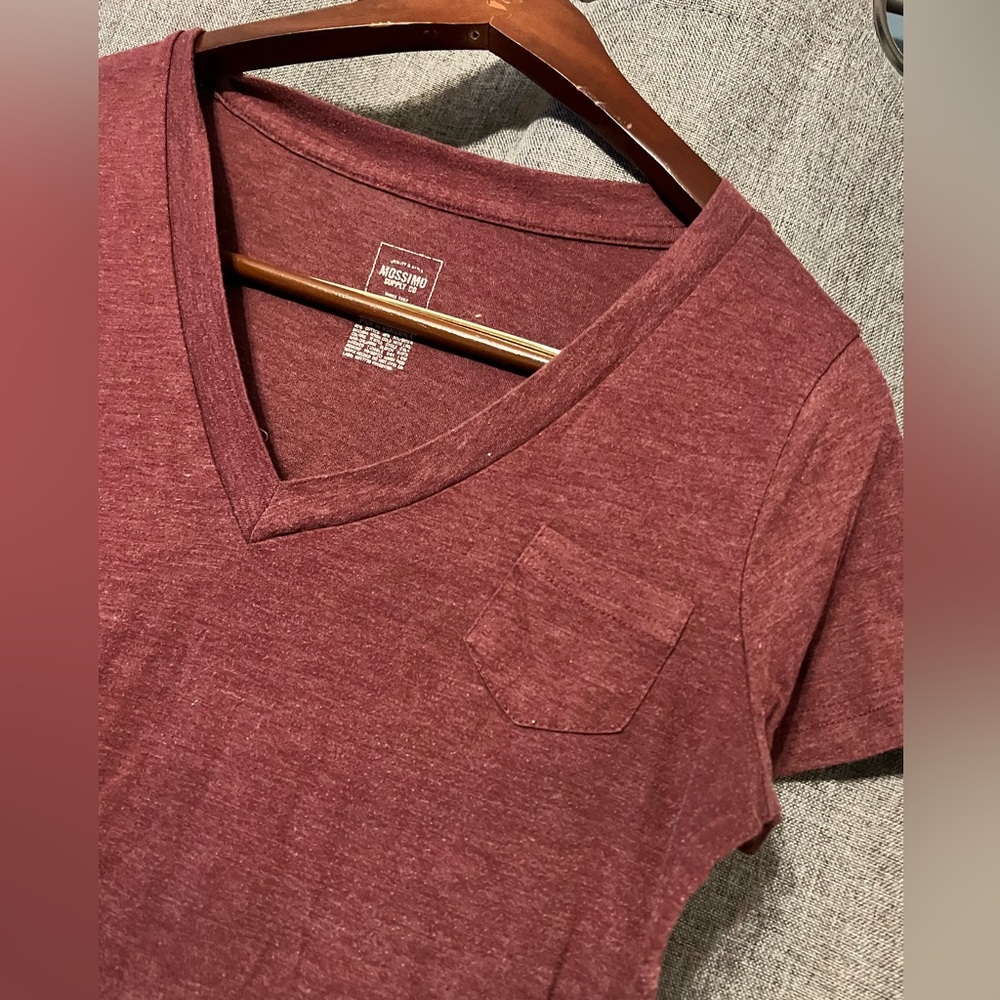 Mossimo Supply Co. Boyfriend V-Neck Boyfriend Tee
